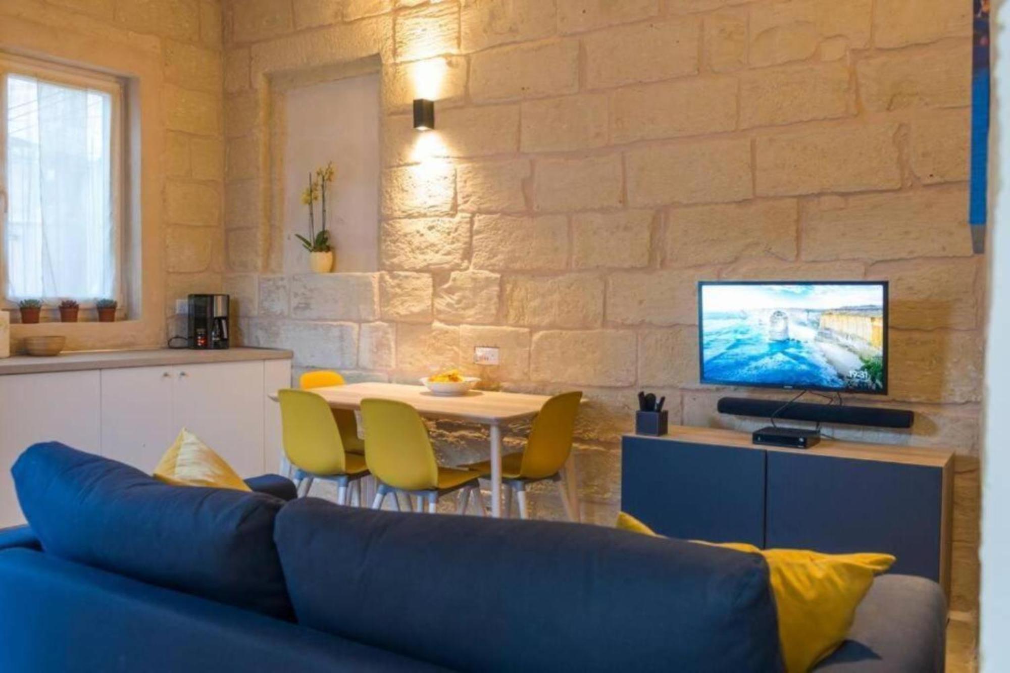 Authentic 1St Fl Apartment At The 3 Cities Marina Cospicua Buitenkant foto