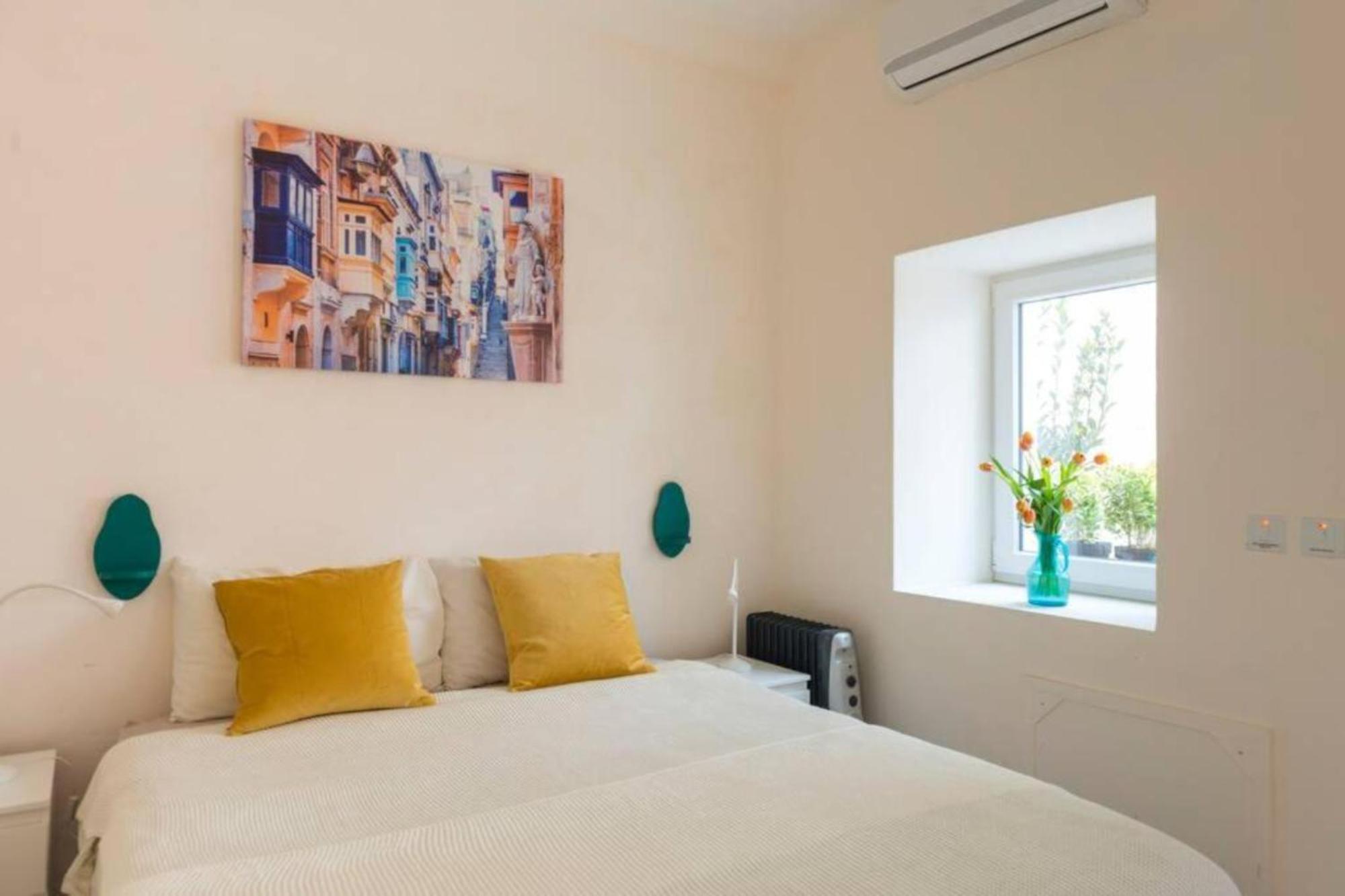 Authentic 1St Fl Apartment At The 3 Cities Marina Cospicua Buitenkant foto