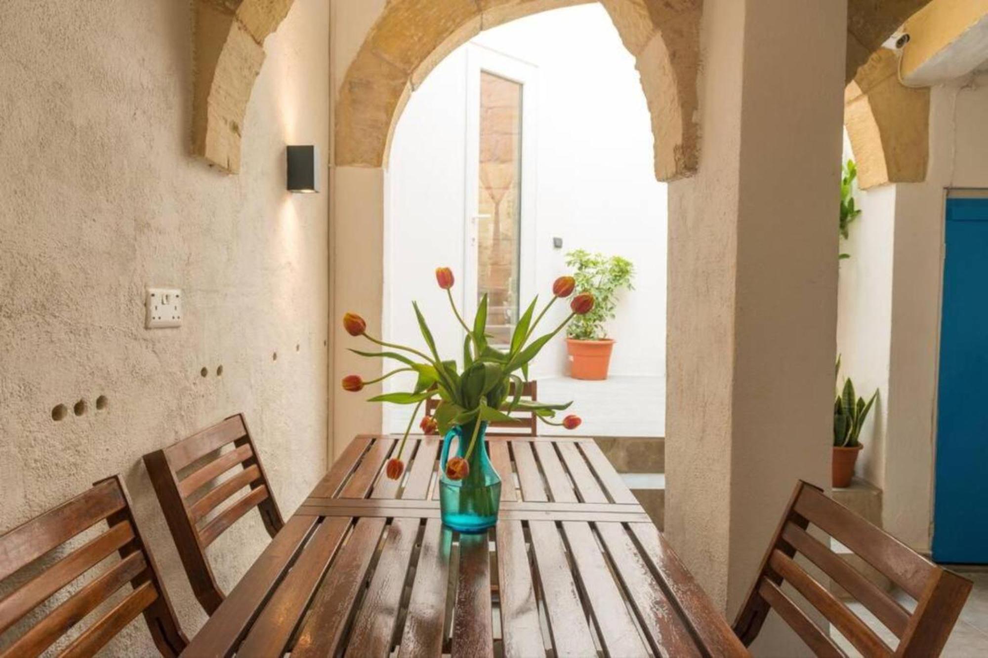 Authentic 1St Fl Apartment At The 3 Cities Marina Cospicua Buitenkant foto