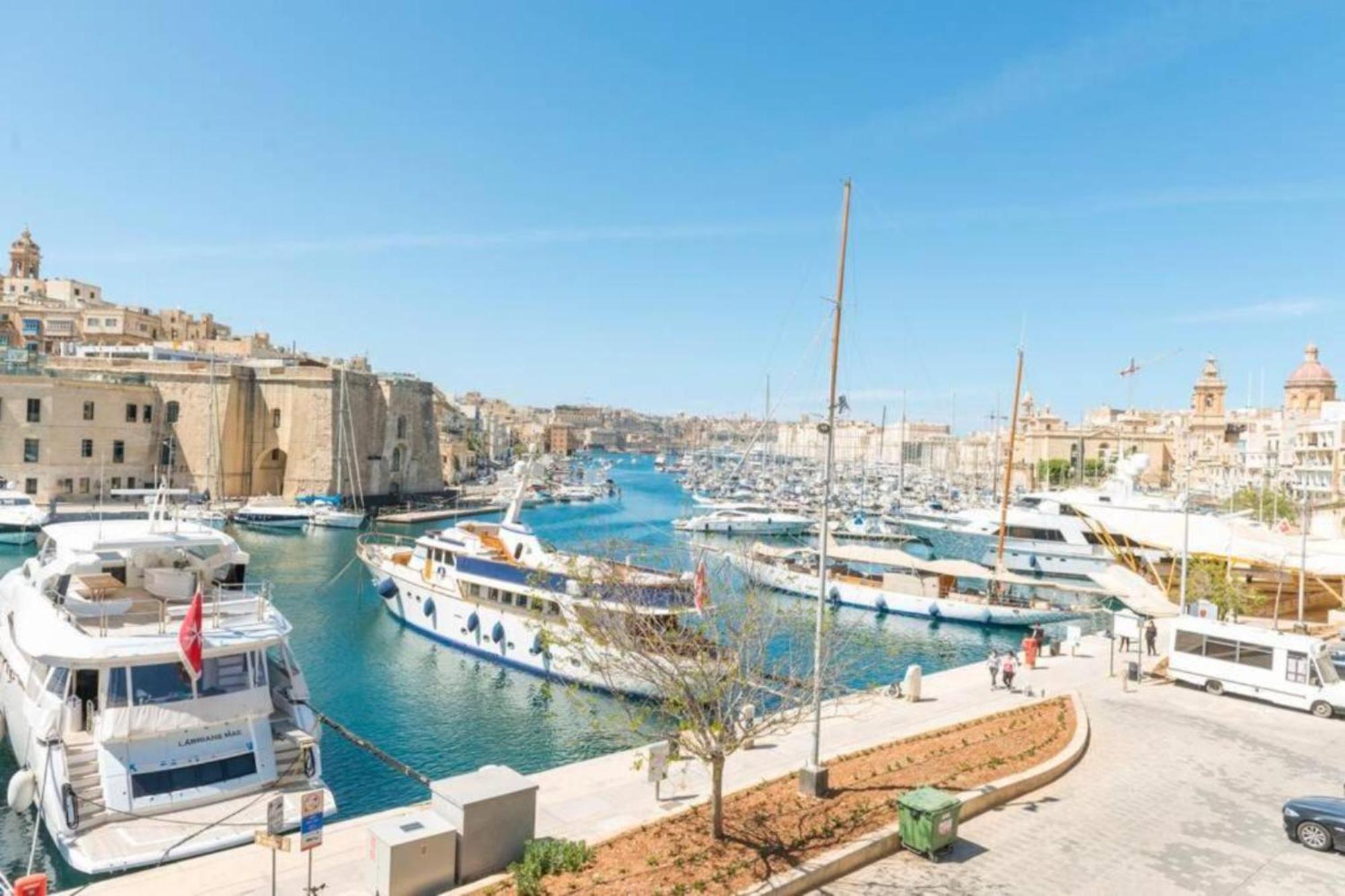 Authentic 1St Fl Apartment At The 3 Cities Marina Cospicua Buitenkant foto